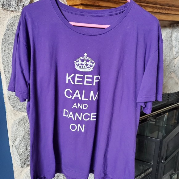 Keep Calm and Dance On Purple T-Shirt - Picture 2 of 8